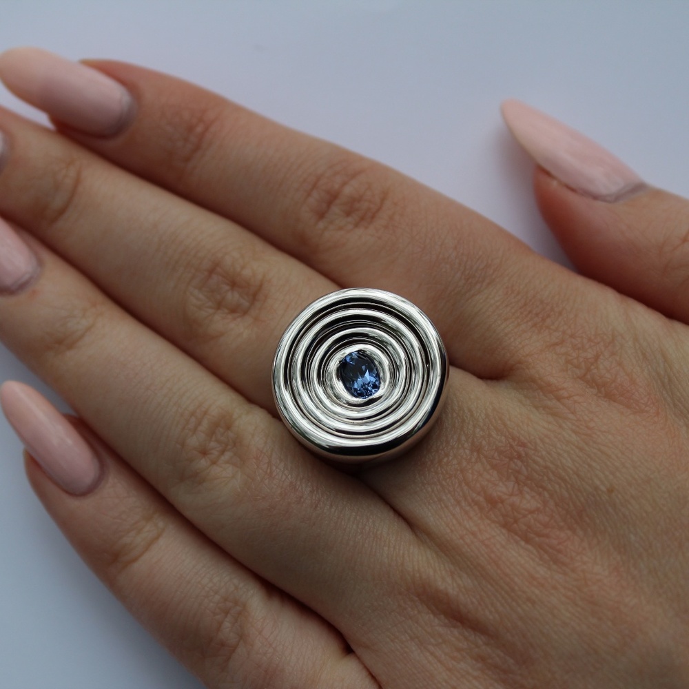 Zen yoga water drop solid silver ring size 7 NEW